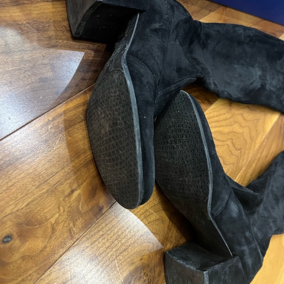 Stuart Weitzman Suede Thigh High Boots (5.5) - Picture 5 of 7